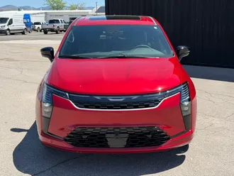 2027 Chrysler Pacifica photo 3