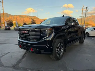 2025 GMC Sierra 1500 Crew Cab photo 4
