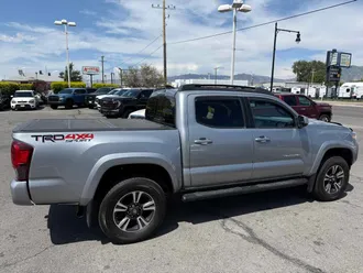 2019 Toyota Tacoma 4WD photo 5