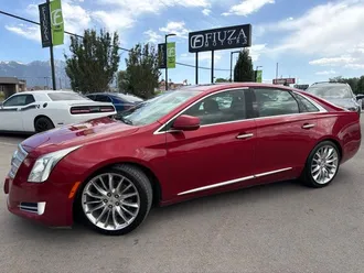 2013 Cadillac XTS photo 2