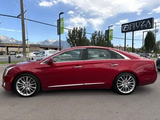 2013 Cadillac XTS photo 3