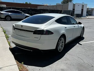2015 Tesla Model S P85D photo 7