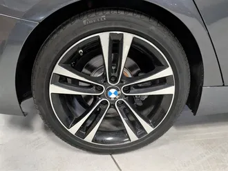 330i 12