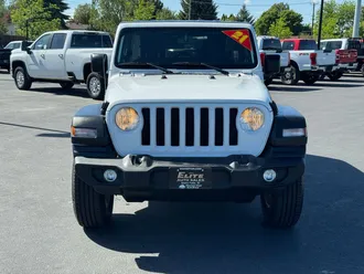 2021 Jeep Wrangler photo 2