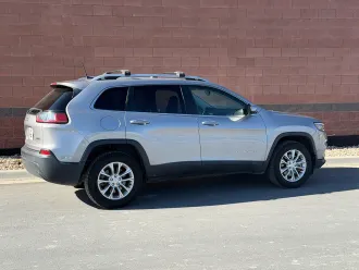 Cherokee 8