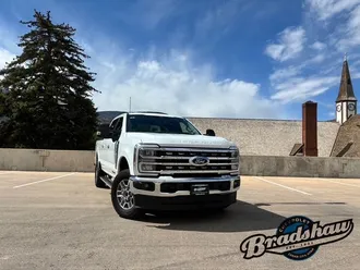 2025 Ford F-250SD photo 2