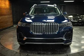2021 BMW X7 photo 3