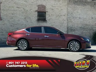 2024 Nissan Altima photo 3