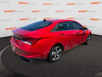 2023 Hyundai Elantra photo 5