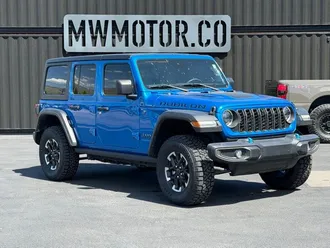 2024 Jeep Wrangler photo 2