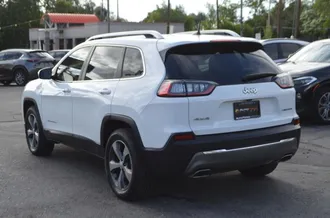 Cherokee 6
