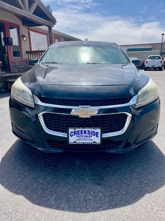 2015 Chevrolet Malibu photo 2