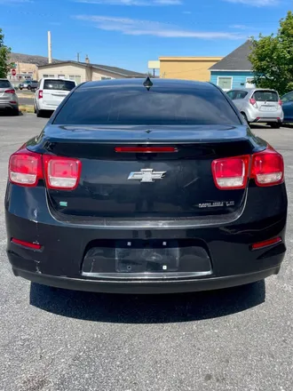 2015 Chevrolet Malibu photo 4