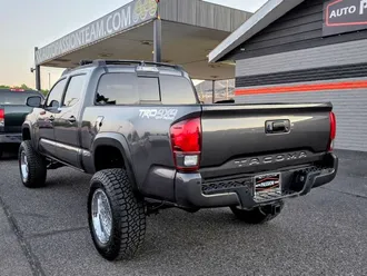 Tacoma Double Cab 3