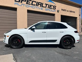 Macan GTS 3