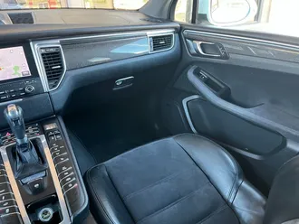 Macan GTS 18