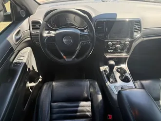 Grand Cherokee 17