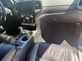Grand Cherokee 23