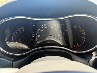 Grand Cherokee 25
