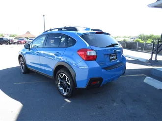 2017 SUBARU CROSSTREK photo 3