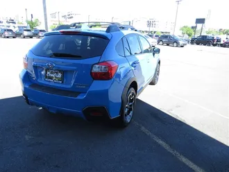 2017 SUBARU CROSSTREK photo 5