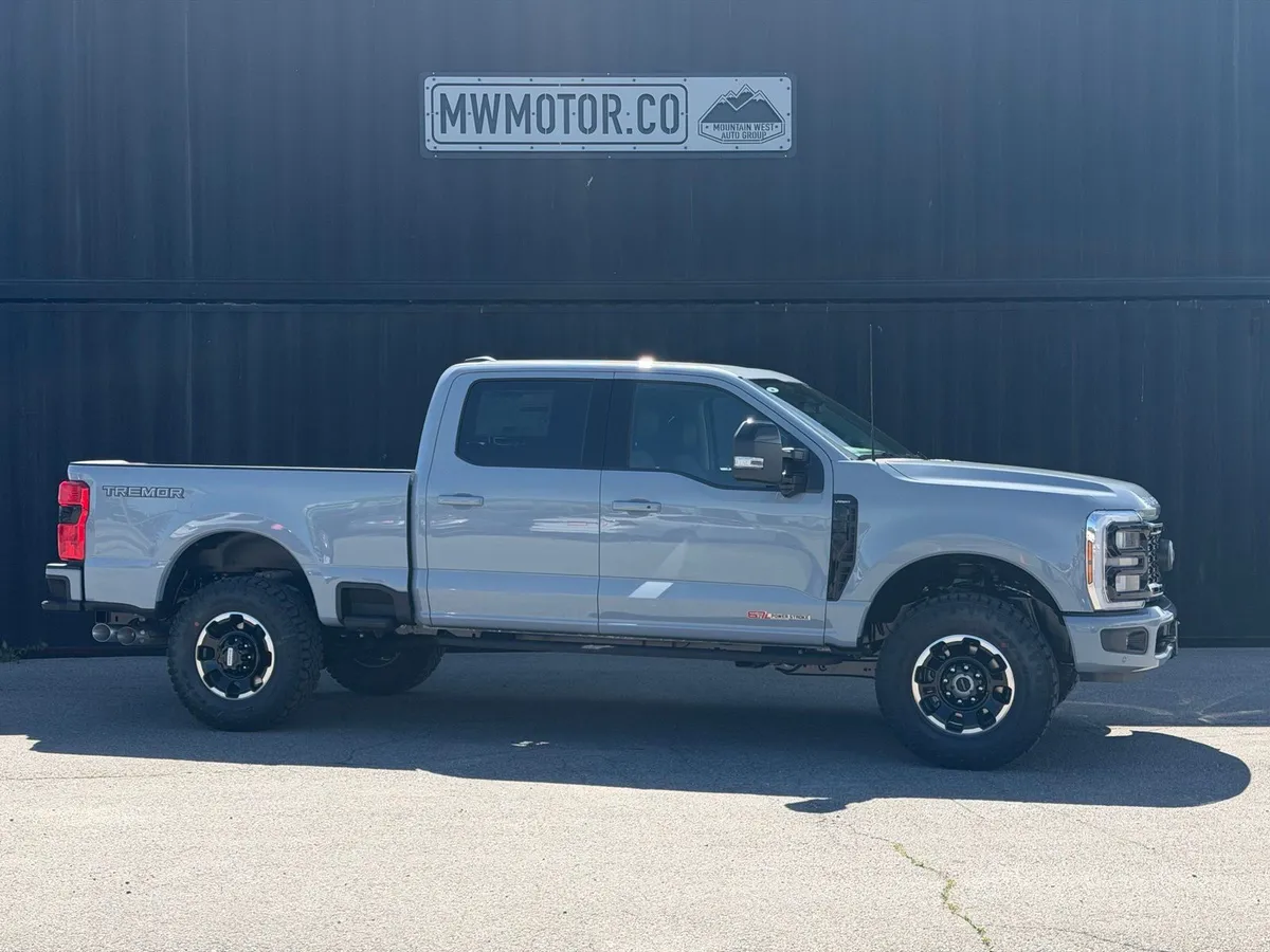 2026 Ford F-350SD Lariat