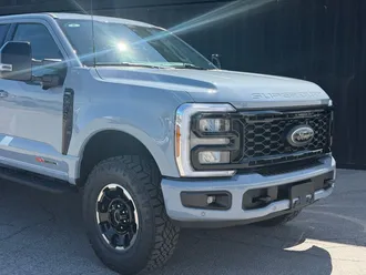 2026 Ford F-350SD photo 3