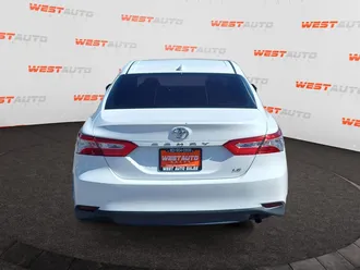 2019 Toyota Camry photo 4