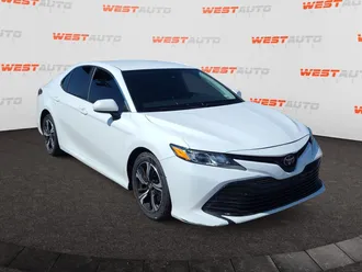 2019 Toyota Camry photo 7