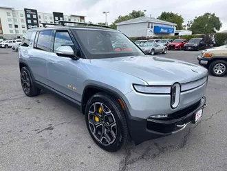 2022 Rivian R1S photo 4