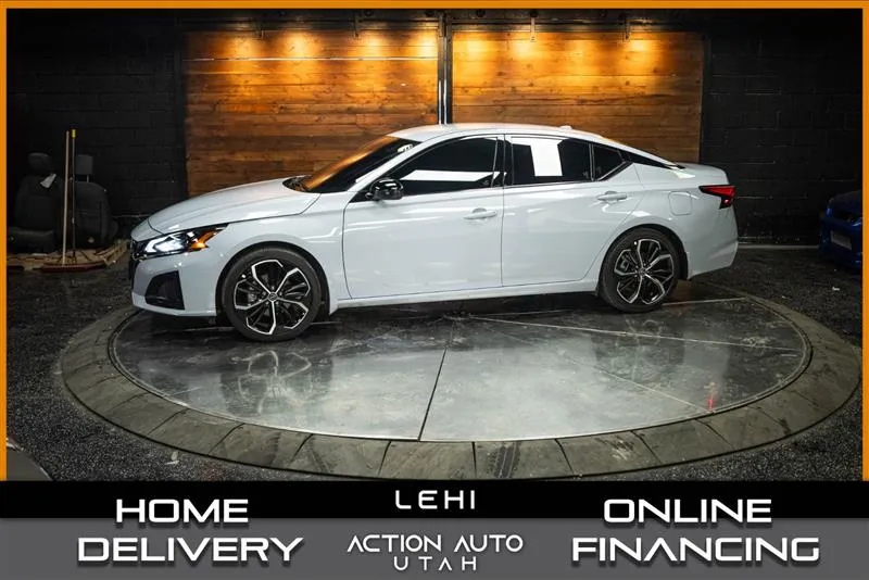 2025 NISSAN ALTIMA SR