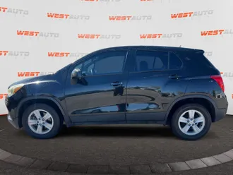 2021 Chevrolet Trax photo 2