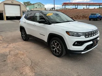 2025 Jeep Compass Limited photo 3