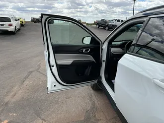2025 Jeep Compass Limited photo 7