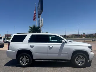 2019 Chevrolet Tahoe photo 2