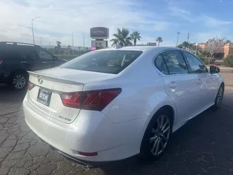 2015 Lexus GS photo 3