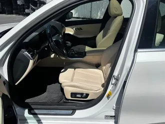 3 Series 330e xDrive 9