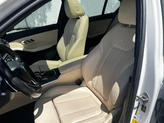 3 Series 330e xDrive 10