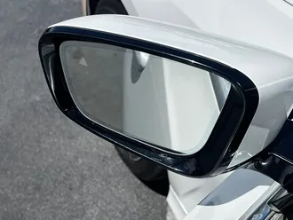 3 Series 330e xDrive 20