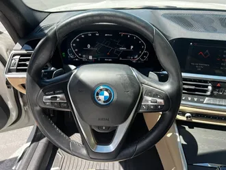 3 Series 330e xDrive 25