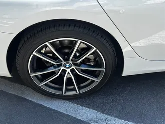 3 Series 330e xDrive 44