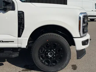 2026 Ford F-350SD photo 4