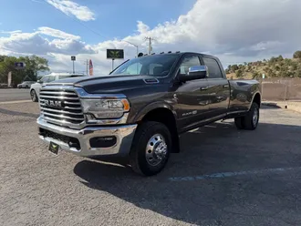 2020 RAM 3500 photo 2