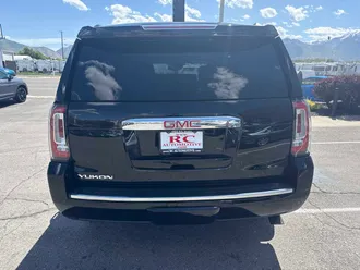 2017 GMC Yukon photo 7
