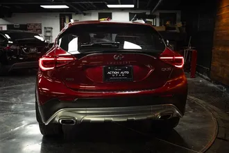 2018 INFINITI QX30 photo 6