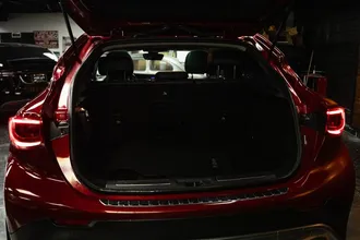 2018 INFINITI QX30 photo 7