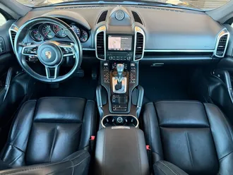 Cayenne Platinum Edition 5