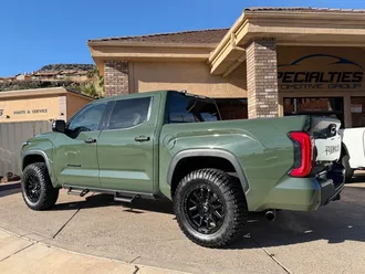 Tundra SR5 31