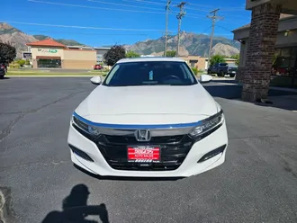 2020 Honda Accord photo 3