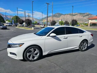 2020 Honda Accord photo 5